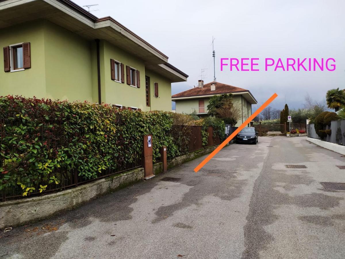 Family Garden Apartment Riva del Garda Buitenkant foto