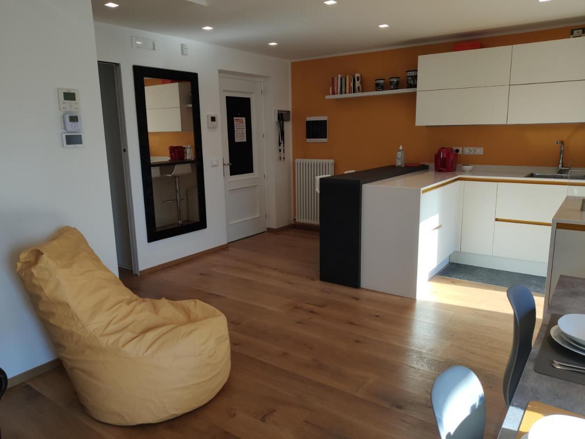 Family Garden Apartment Riva del Garda Buitenkant foto